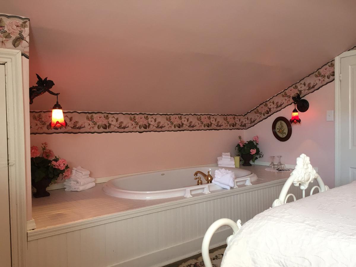 Annie Wiggins Guest House Galena Eksteriør bilde